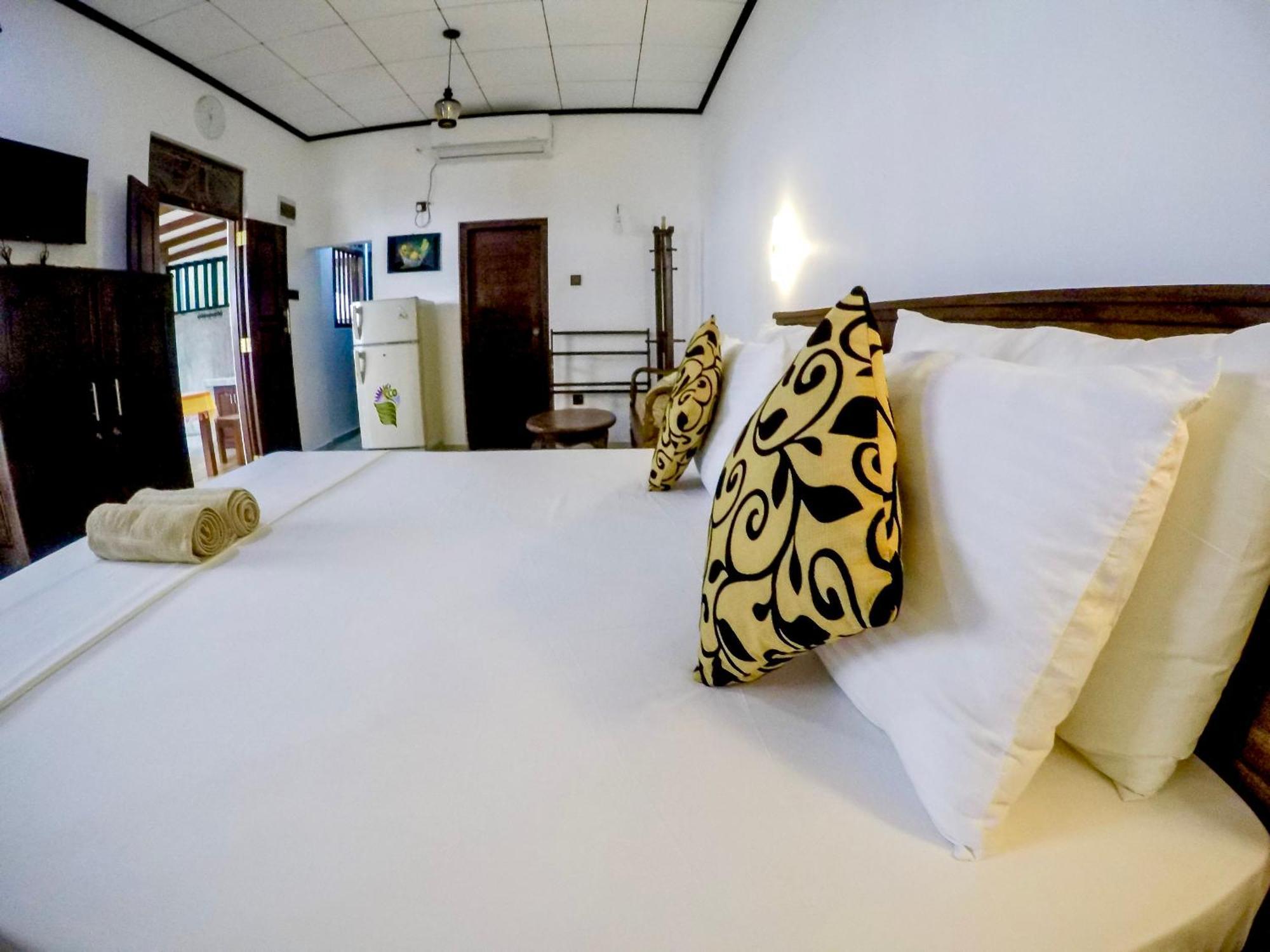 The Nook Otel Hikkaduwa Dış mekan fotoğraf